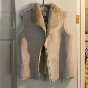 Faux fur vest reversible